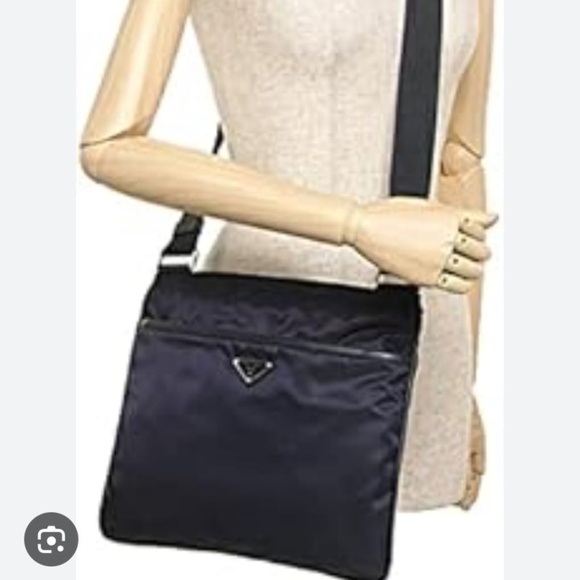 Authentic PRADA Tessuto Nylon Messenger Bag Navy Blue - Picture 3 of 13